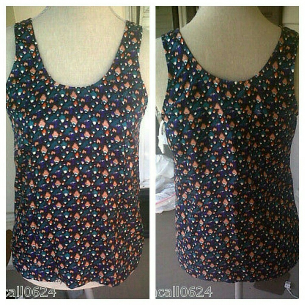 See by Chloe 100% Silk Satin Printed Slvls Top French Girl Chic sz 40 or us 4